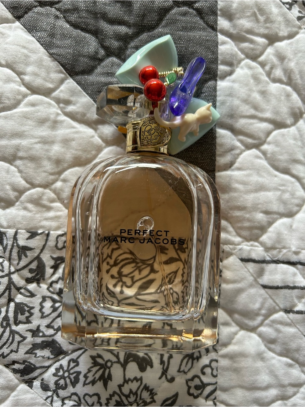 Marc Jacobs Perfect Perfume - Picture 2 of 4